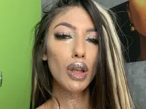 Myfreecams Adult Webcam of Foxx_girl