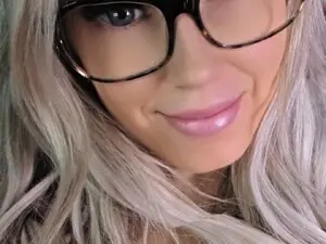 Myfreecams Free Porn Cam of Cora9