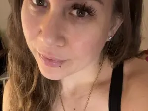 Myfreecams Nude Webcam of thedevinemilf