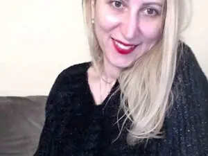 Myfreecams Live Sex Cam of luciahot5