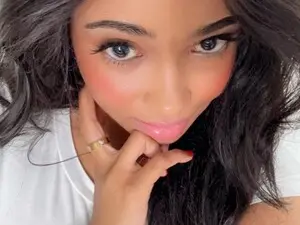 Myfreecams Free Live Porn of HoneyNala