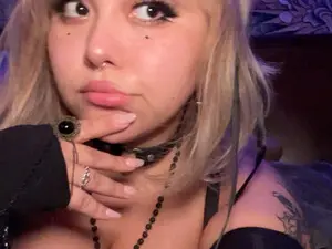 Myfreecams Sex Cam of AliceMae_