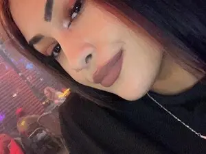 Myfreecams Live Sex Cam of VelvetRavenXX