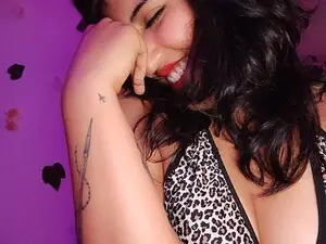 Myfreecams Watch Live Sex Cams of Azaharziiz