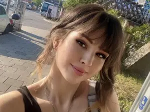 Myfreecams Free Porn Cam of Daisy_Lowe