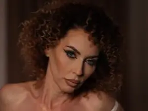 Myfreecams Free Porn Cam of Foxxy_MILF