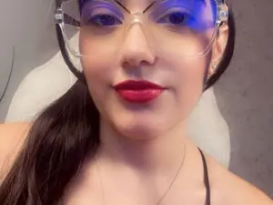 Myfreecams Live Sex Cam of MoonWoman