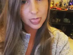 Myfreecams Live Sex Cam of ZenZoey