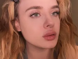 Myfreecams Sex Chat of AliceSins1
