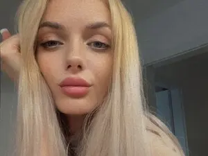 Myfreecams Watch Live Sex Cams of SkinnyNatty