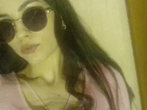 Myfreecams Nude Webcam of Frioninny