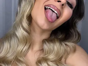 Myfreecams Best Webcam of AnniaSummer