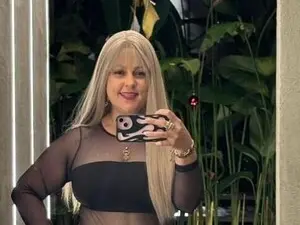 Myfreecams Live Sex Cam of SammyGold7