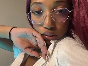 Myfreecams Live Sex Cam of Esmeraldabk