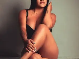 Myfreecams Nude Webcam of Luna_Taylors
