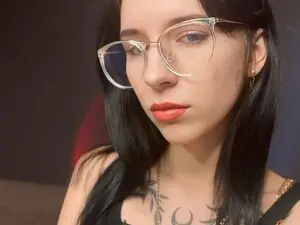 Myfreecams Free Porn Cam of KarolinaBlack