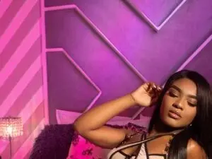 Myfreecams Adult Video Chat of Sophiasmiiths