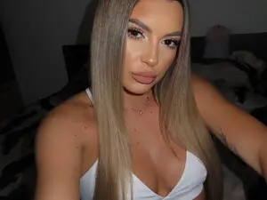 Myfreecams Sex Cam of Miaastarr