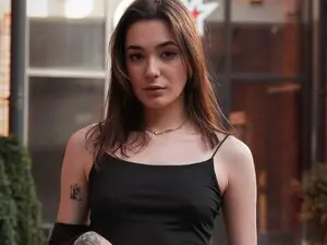 Myfreecams Watch Live Sex Cams of LiaFly