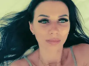 Myfreecams Watch Live Sex Cams of Rozeamor