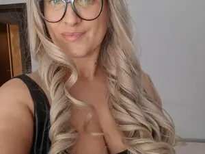 Myfreecams Live Sex Cam of Aphrodite_S32
