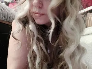 Myfreecams Nude Webcam of Stone_heart77