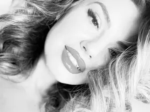 Myfreecams Free Live Porn of Ur_Wet_Desire