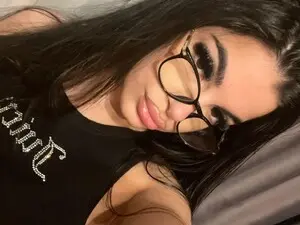 Myfreecams Adult Webcam of BruneteAstrid