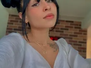 Myfreecams Adult Webcam of Canelatinaxx