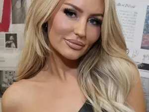 Myfreecams Free Live Porn of Officialelsa