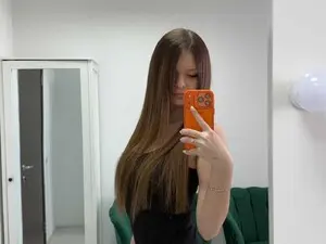Myfreecams Live Sex Cam of SophiaShyy