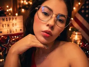Myfreecams Sex Cam of daniela_castro