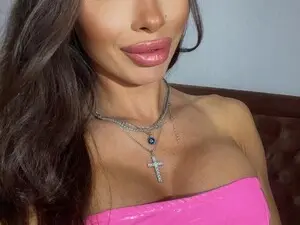 Myfreecams Free Live Porn of AylinHoney23