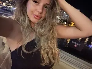 Myfreecams Adult Webcams of StrawberryHug