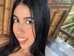 Myfreecams Watch Live Sex Cams of ChanellyMyers