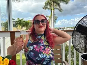 Myfreecams Live Sex of CURVYMILF46