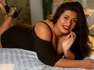 Myfreecams Live Sex Cam of HeidiCutie