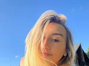 Myfreecams Private Sex Chat of Mary_Wayne