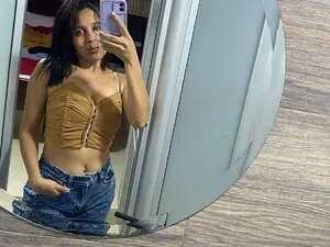 Myfreecams Nude Webcam of DanielaLatin