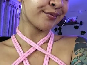 Myfreecams Live Sex Cam of Mariajuana