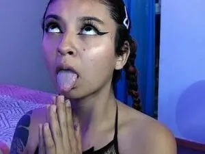 Myfreecams Nude Webcam of Mariajuana