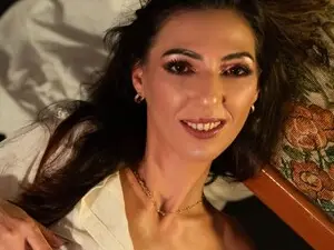 Myfreecams Adult Webcam of Rossalia33