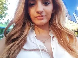 Myfreecams Sex Cam of VerraSweet4U