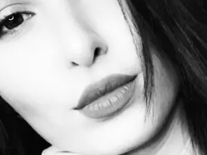 Myfreecams Sex Cam of Yara_77