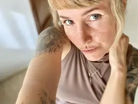 Olecams Free Porn Cam of Aury_Love