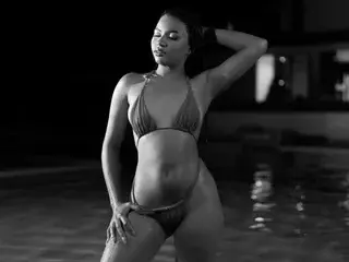 Streamate Watch Live Sex Cams of AriadnaLoreen