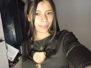 Streamate Live Porn of MadissonRoos