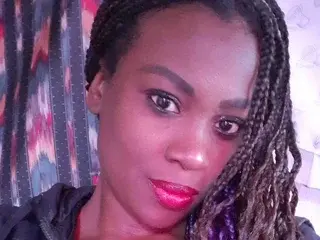 Streamate Watch Live Sex Cams of Naughtyyblack
