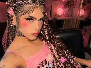 Streamate Live Porn of Karolfoxxi