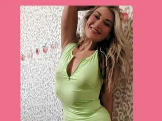 Streamate Live Porn of KamiliaMae